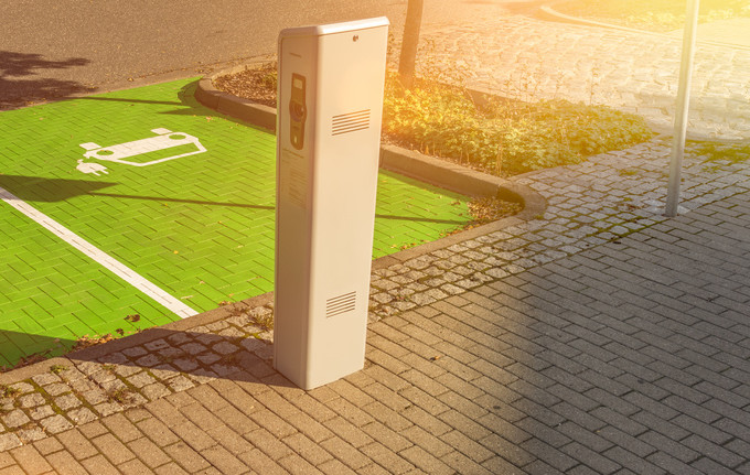 Ladeinfrastruktur und E-Mobilität
