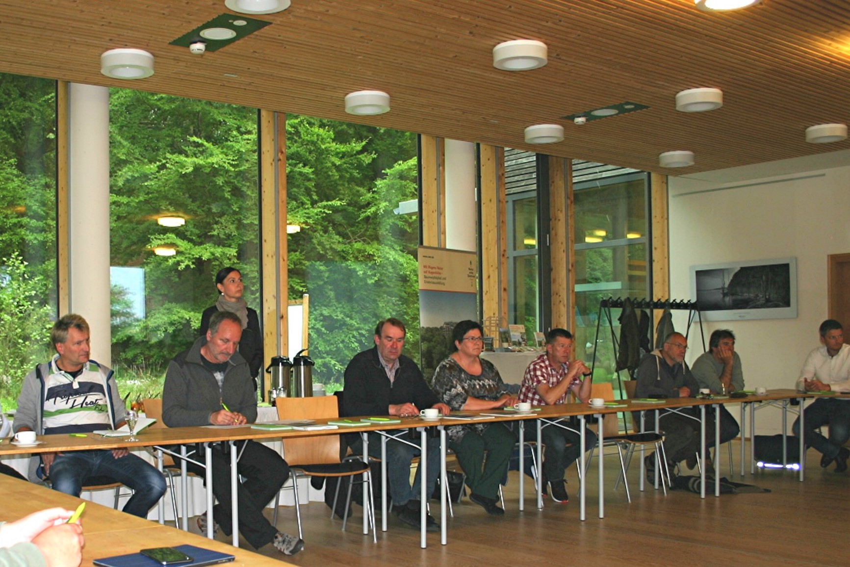 BU: Großes Interesse bei den Unternehmen am Stammtisch von MVeffizient im Naturerbe Zentrum Rügen (Foto: MVeffizient/Peter Täufel)