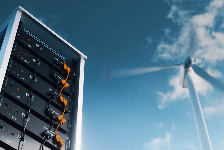 Praxisleitfaden und Online-Rechner erleichtern die Auswahl von Gewerbespeichern